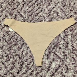 Pick 5 for $20 - Unknown Brand Thong - S